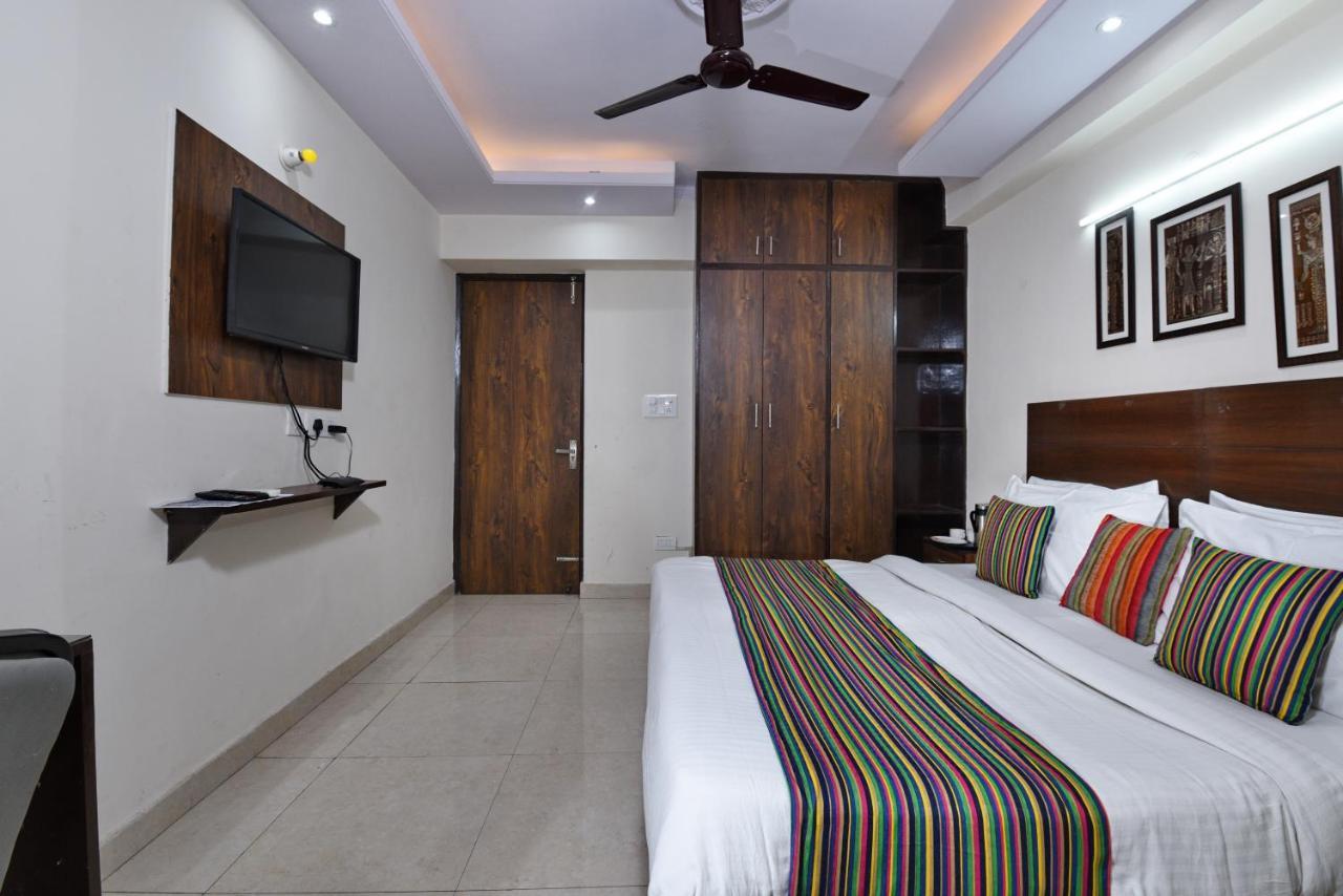 Hotel Admire Inn "Atta Market, Noida Sector 18" Exteriér fotografie