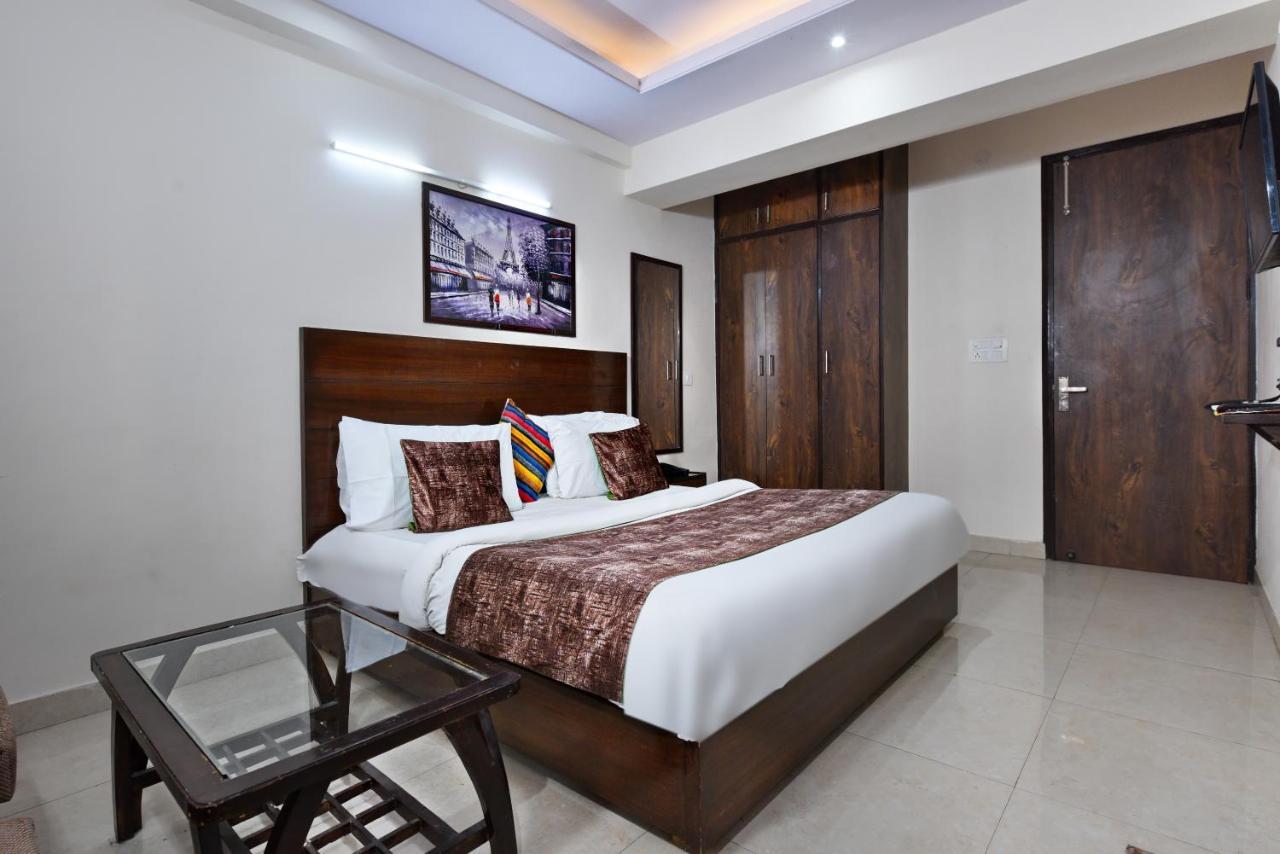 Hotel Admire Inn "Atta Market, Noida Sector 18" Exteriér fotografie